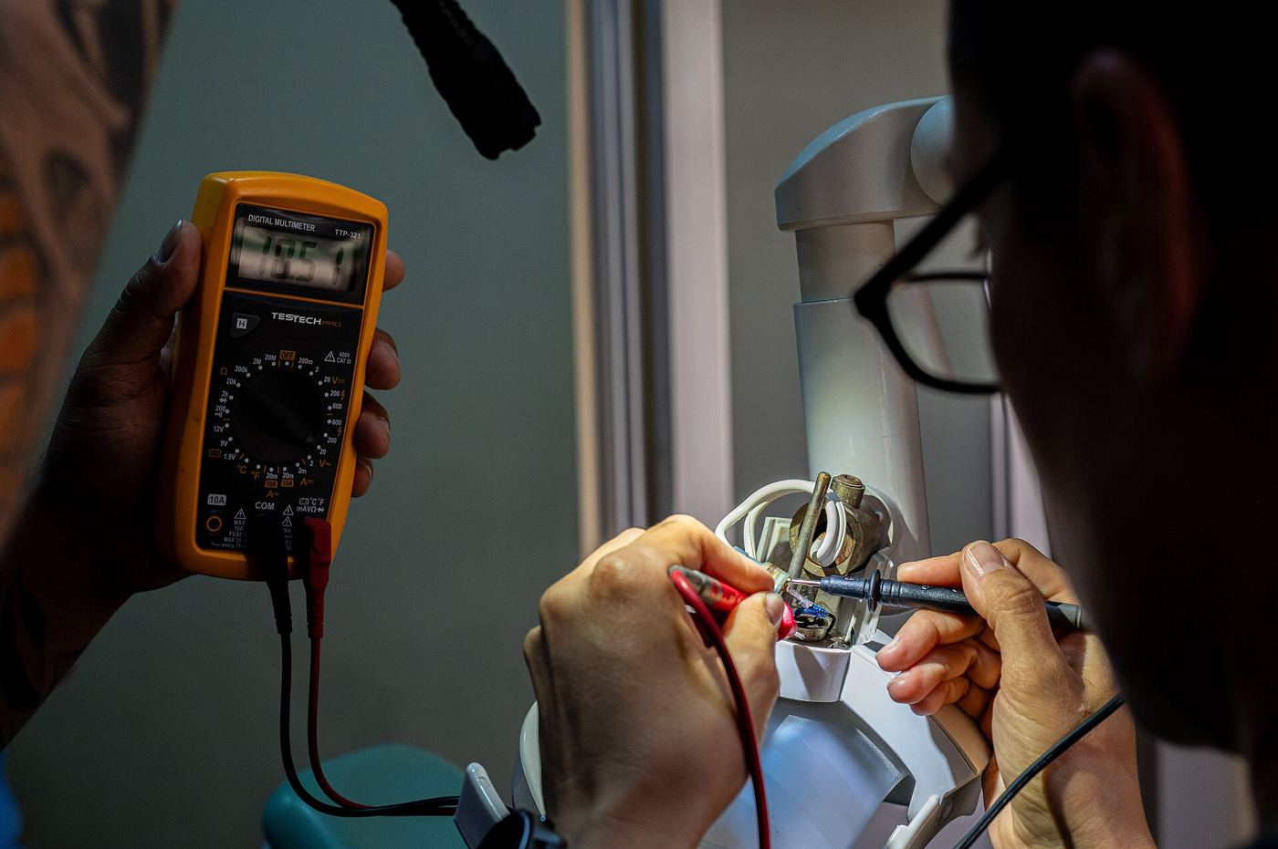 Advanced medical technology in a clinical setting